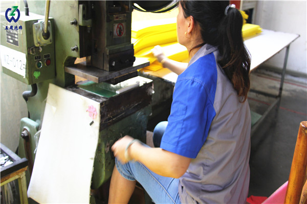 五周泡綿|泡綿內(nèi)襯找五周，解決你的“后顧之憂”